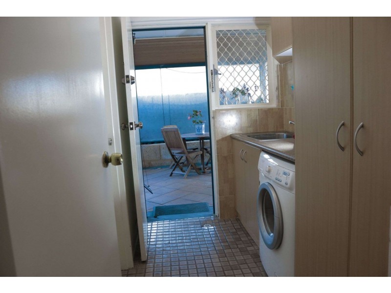 1/12 Chedworth Way, Eden Hill WA 6054