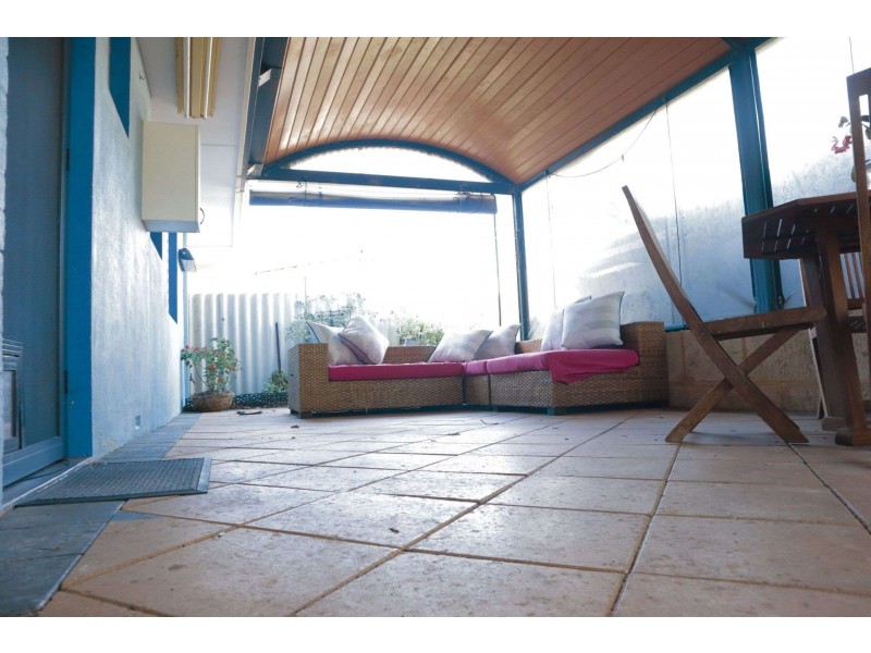 1/12 Chedworth Way, Eden Hill WA 6054