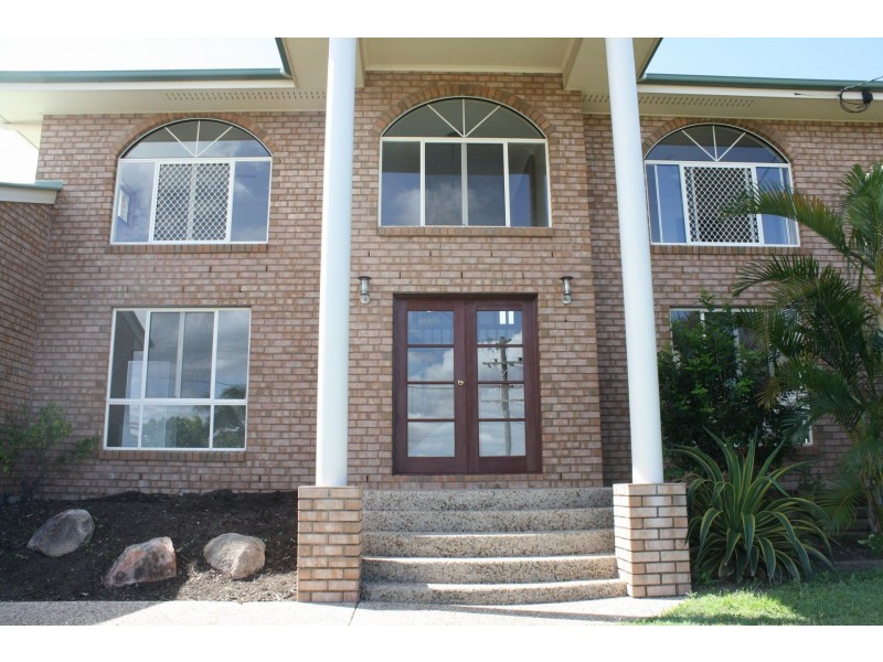 27 Gretel Drive, Clinton QLD 4680