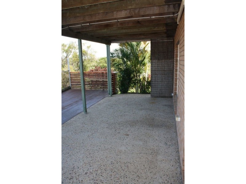 27 Gretel Drive, Clinton QLD 4680