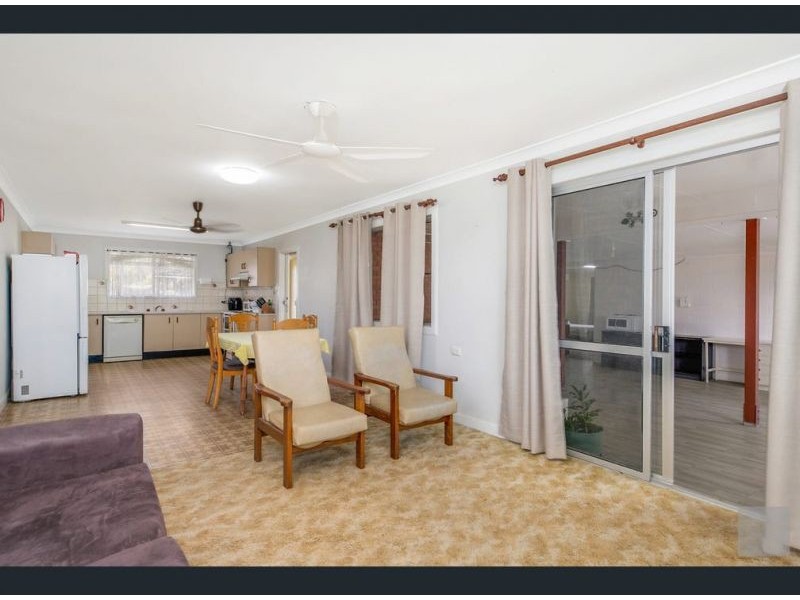 23 Clay Street, Emu Park QLD 4710