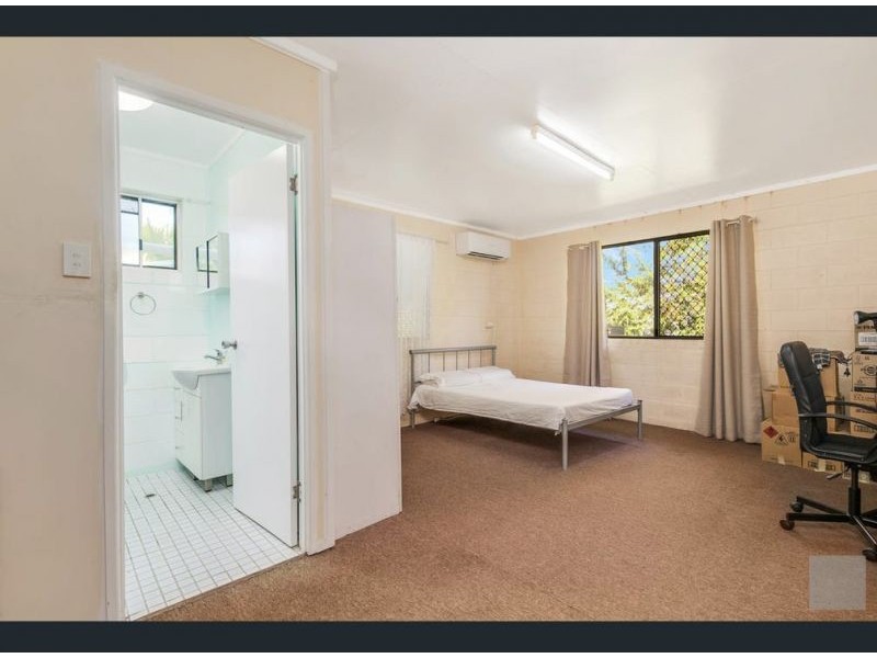 23 Clay Street, Emu Park QLD 4710