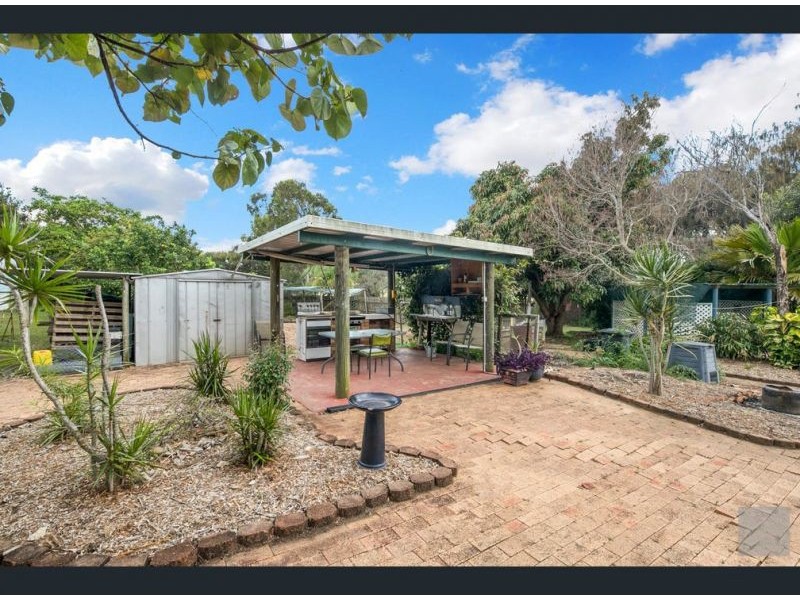 23 Clay Street, Emu Park QLD 4710