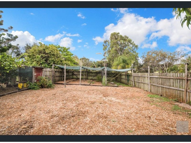 23 Clay Street, Emu Park QLD 4710