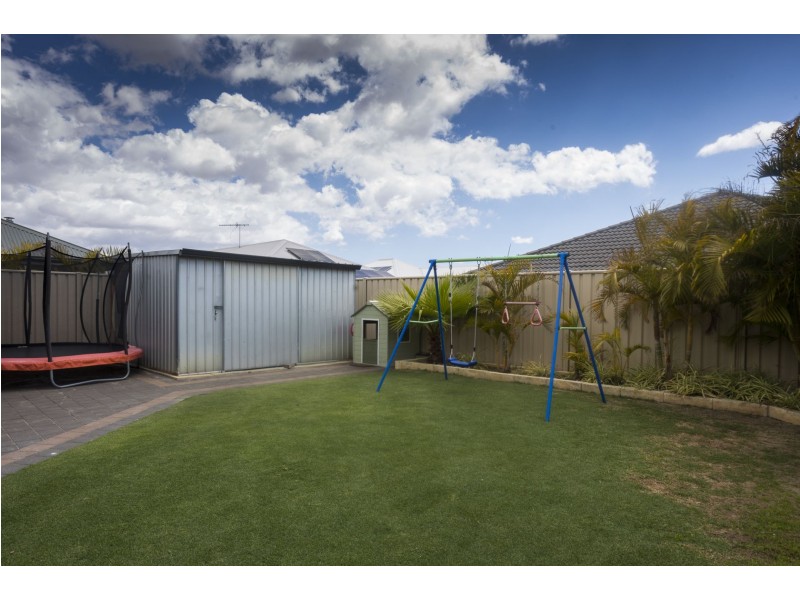 3 Blatina Way, Caversham WA 6055