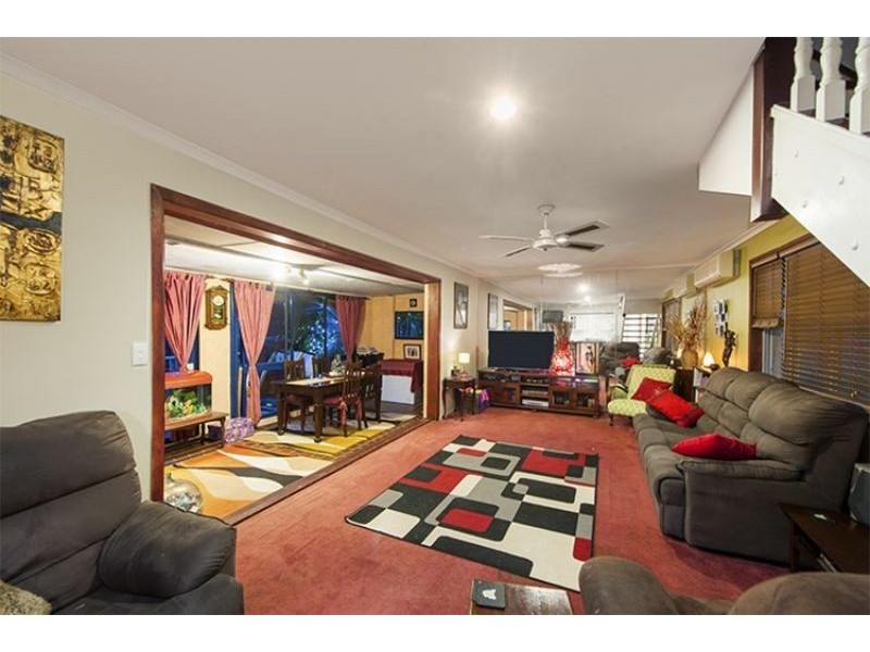 20 Key West, Broadbeach Waters QLD 4218