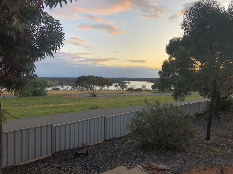 89 Hughes Avenue, Paringa SA 5340