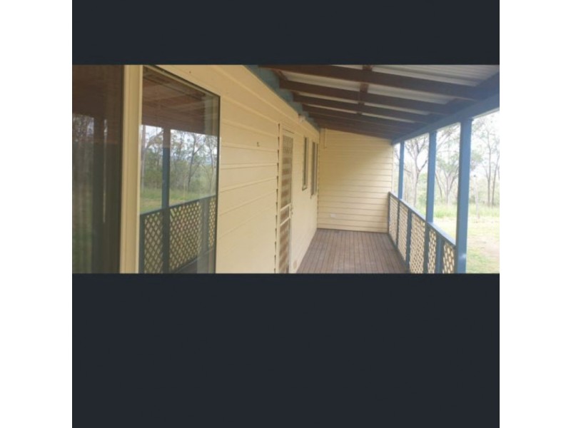 211 H H Innes road, Horse Camp QLD 4671