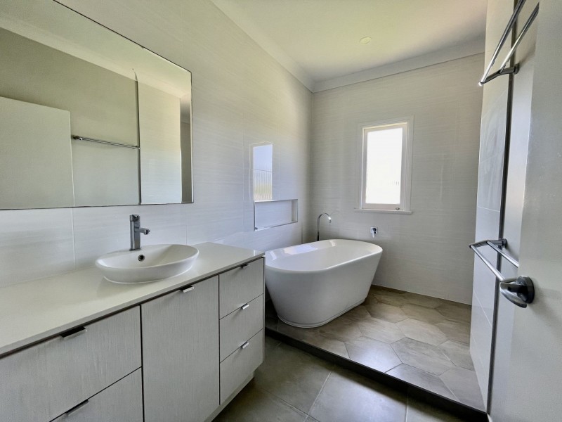 15 Graves Street, North Mackay QLD 4740