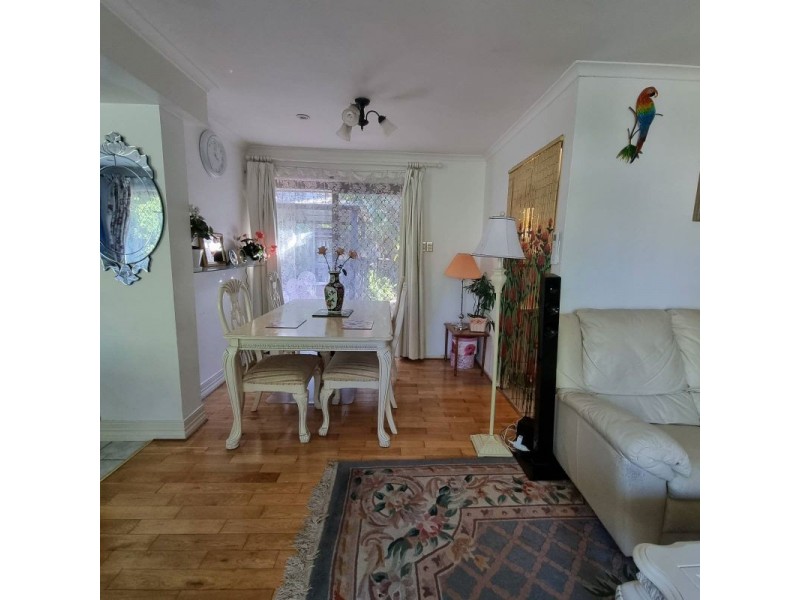 2 Paula Court, Camira QLD 4300
