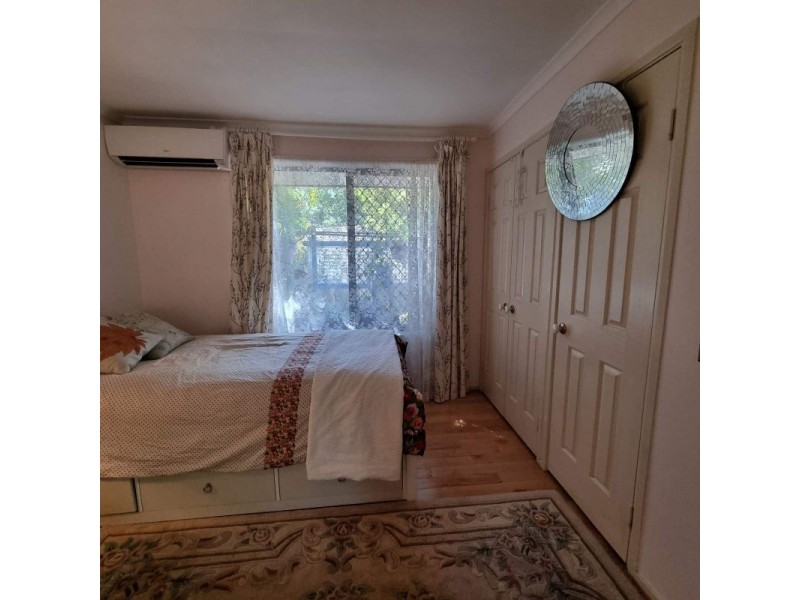 2 Paula Court, Camira QLD 4300