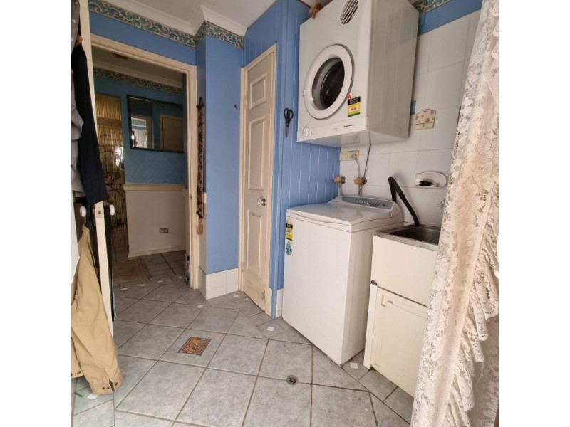 2 Paula Court, Camira QLD 4300