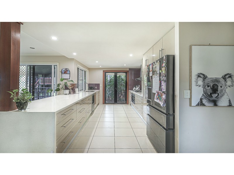 31 Colleen Avenue, Emerald QLD 4720