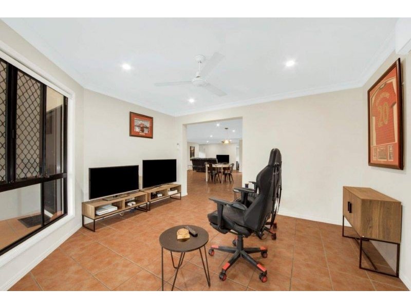 South Gladstone QLD 4680