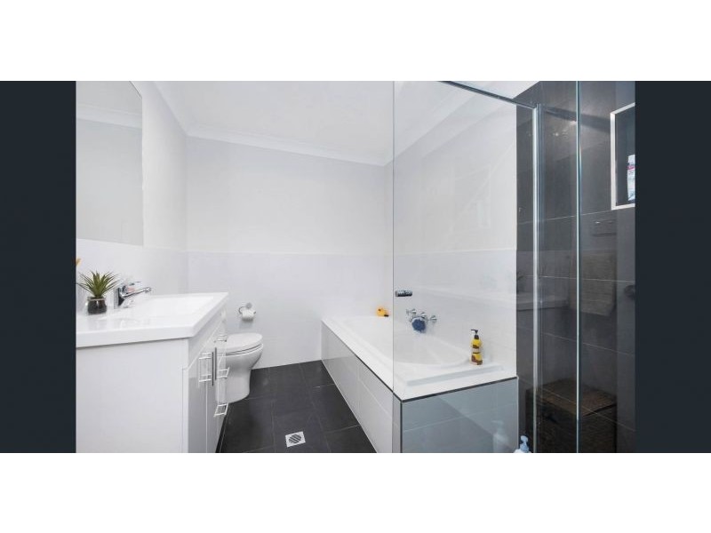 37 Vanderville Street, The Oaks NSW 2570