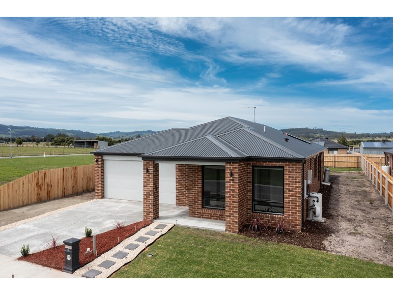 5 Winterton Place, Yinnar VIC 3869