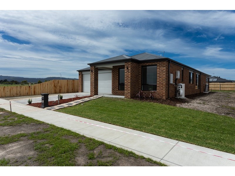5 Winterton Place, Yinnar VIC 3869