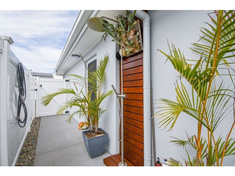12 Oakmont Drive, South West Rocks NSW 2431