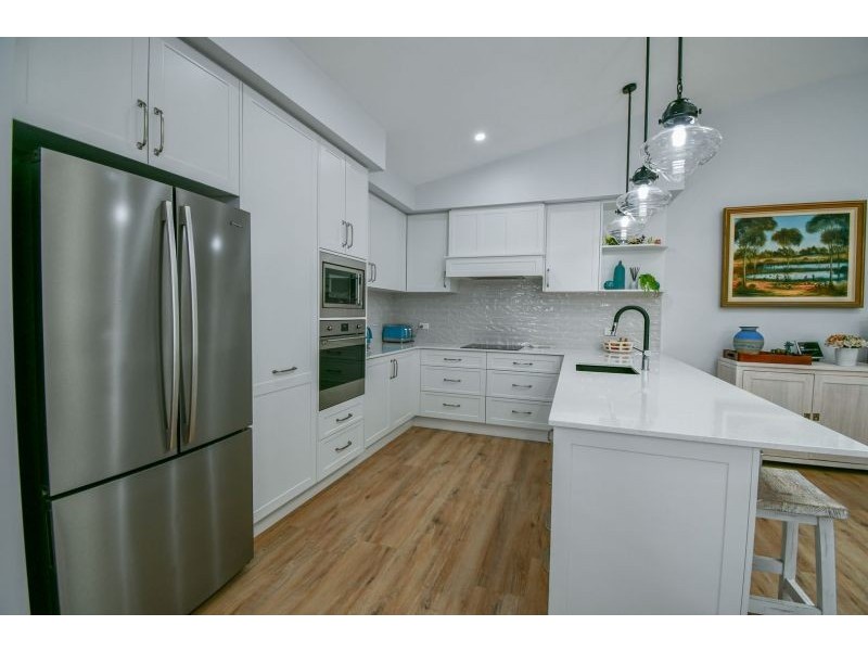 12 Oakmont Drive, South West Rocks NSW 2431