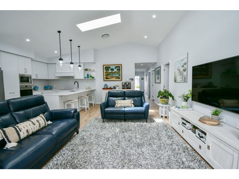 12 Oakmont Drive, South West Rocks NSW 2431