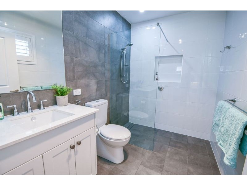 12 Oakmont Drive, South West Rocks NSW 2431