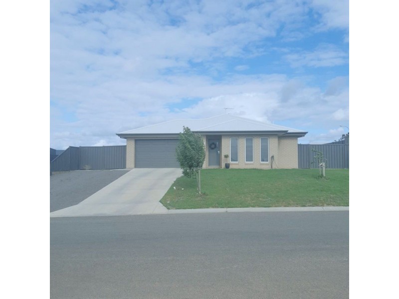 15 Thomas Street, Gol Gol NSW 2738