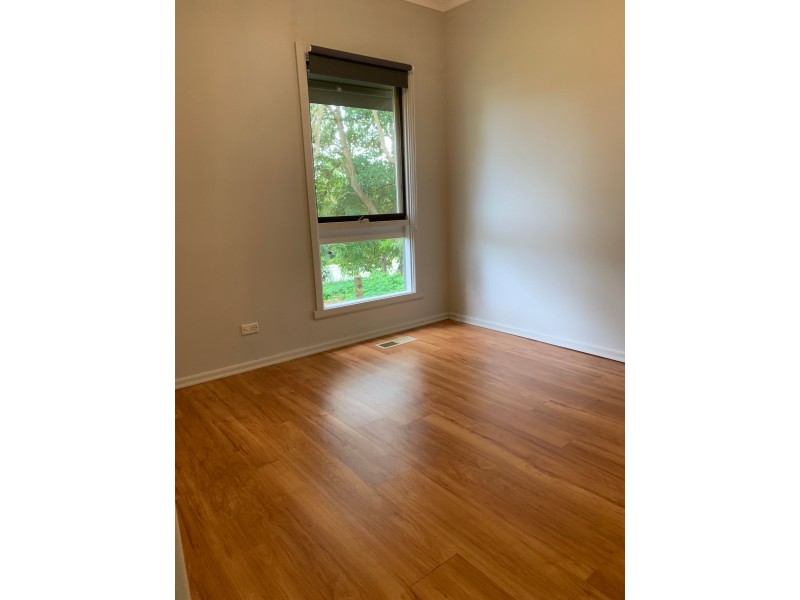 1/3 Moore Street, Ferntree Gully VIC 3156