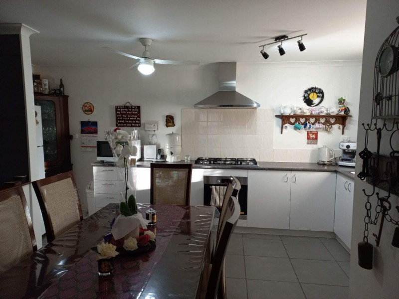 13 Railway Street, Beverley WA 6304