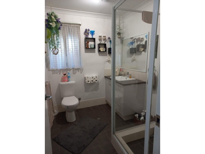 13 Railway Street, Beverley WA 6304