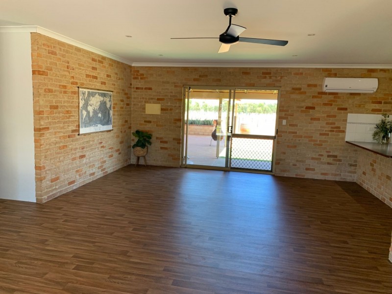 257 Giles Road, Moonyoonooka WA 6532