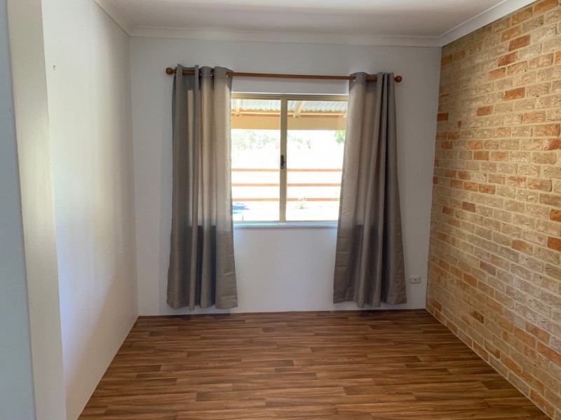 257 Giles Road, Moonyoonooka WA 6532