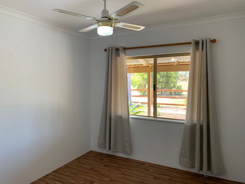 257 Giles Road, Moonyoonooka WA 6532