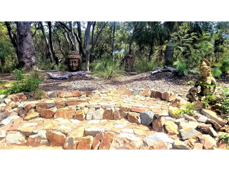 13 Bloodwood Ave, Agnes Water QLD 4677