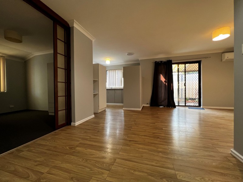 2/64 Moreing Street, Redcliffe WA 6104