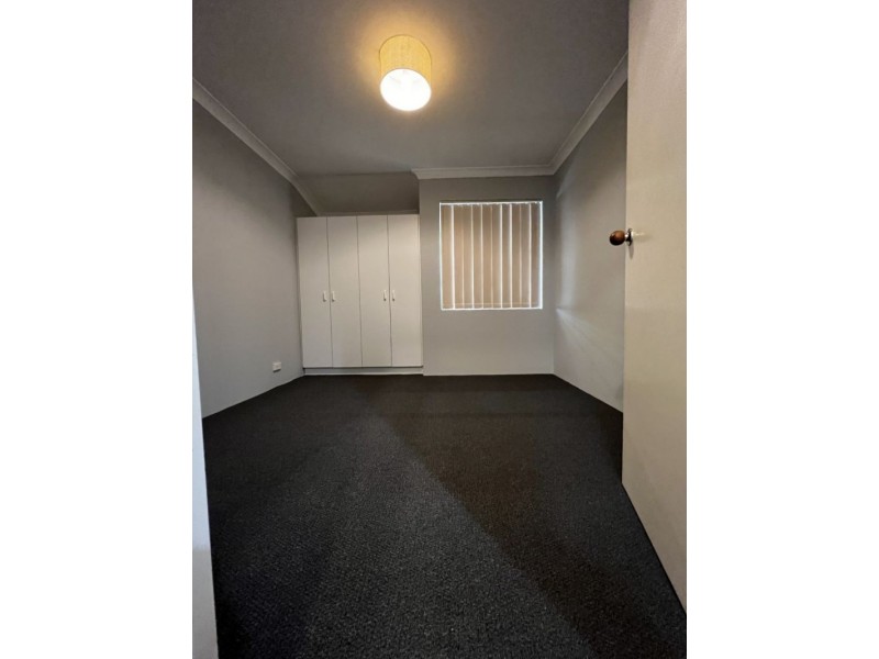 2/64 Moreing Street, Redcliffe WA 6104