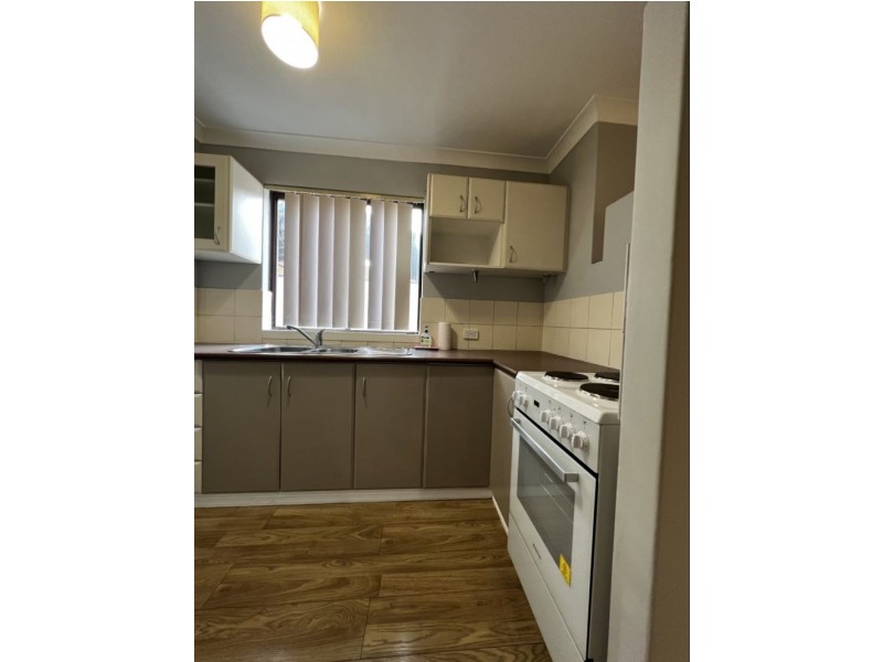 2/64 Moreing Street, Redcliffe WA 6104