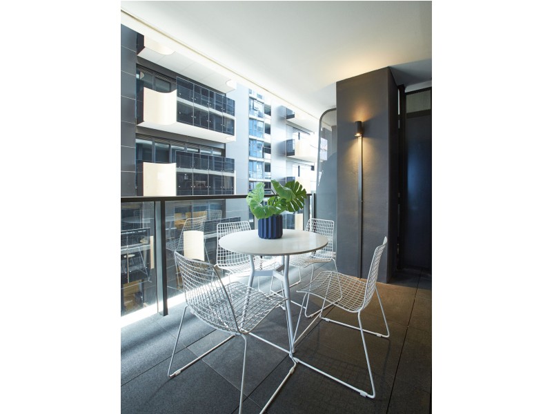 611/12 Queens Road, Melbourne VIC 3004