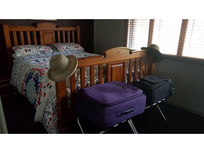 17 Farmer Street, Mirboo North VIC 3871