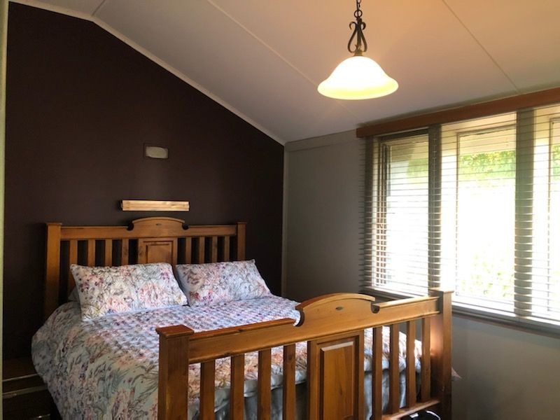 17 Farmer Street, Mirboo North VIC 3871