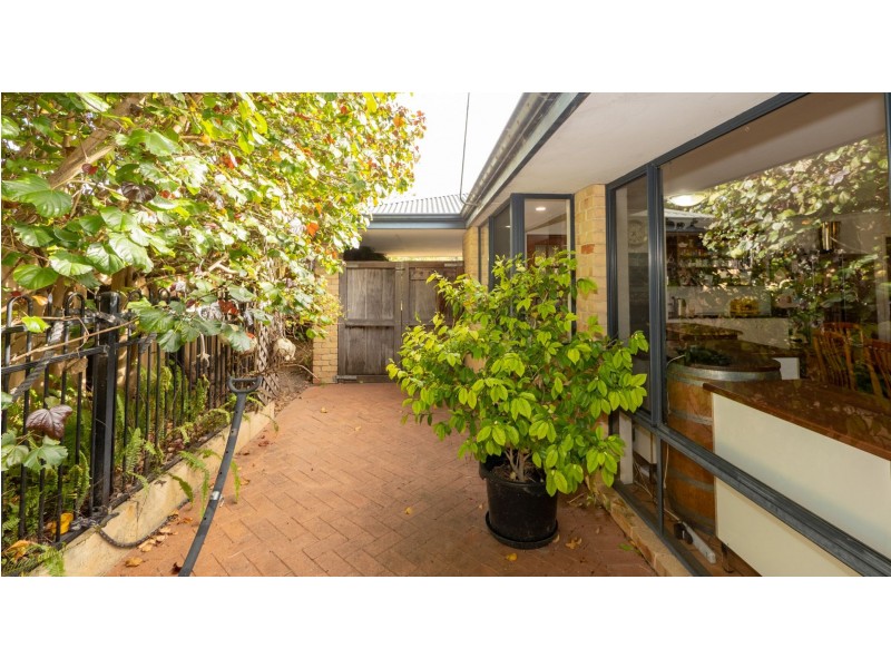 9 Tern Lane, Broadwater WA 6280