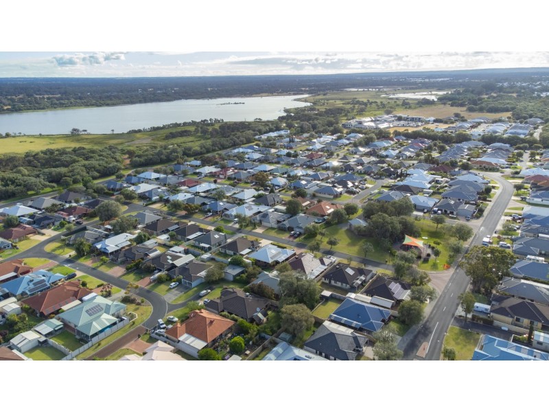 9 Tern Lane, Broadwater WA 6280