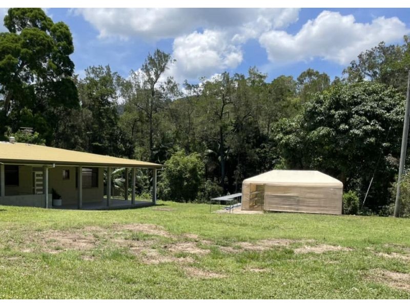 338 Middle Creek Road, Sarina QLD 4737