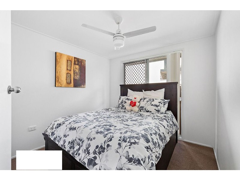 11 Hillcrest Parade, Miami QLD 4220