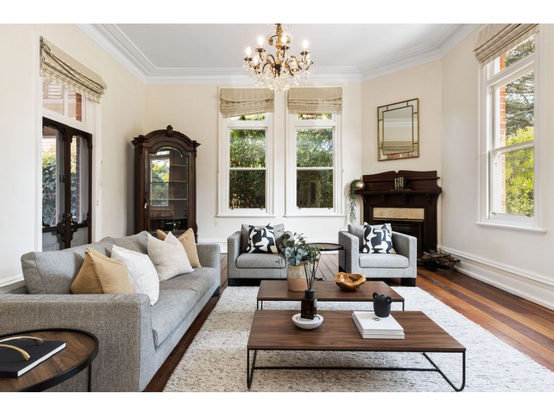 7 Daylesford Road, Bassendean WA 6054