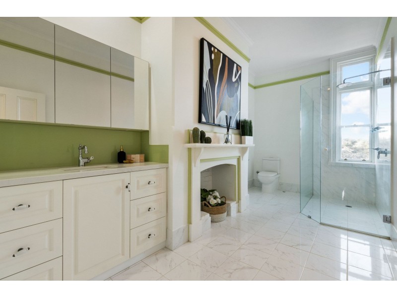 7 Daylesford Road, Bassendean WA 6054