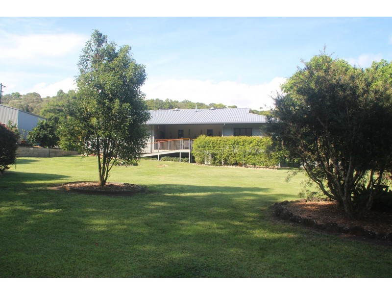 38 Rosewood Close, Malanda QLD 4885