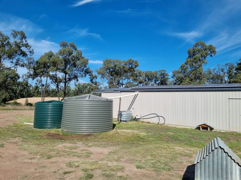 238 Ayton Road, Miles QLD 4415