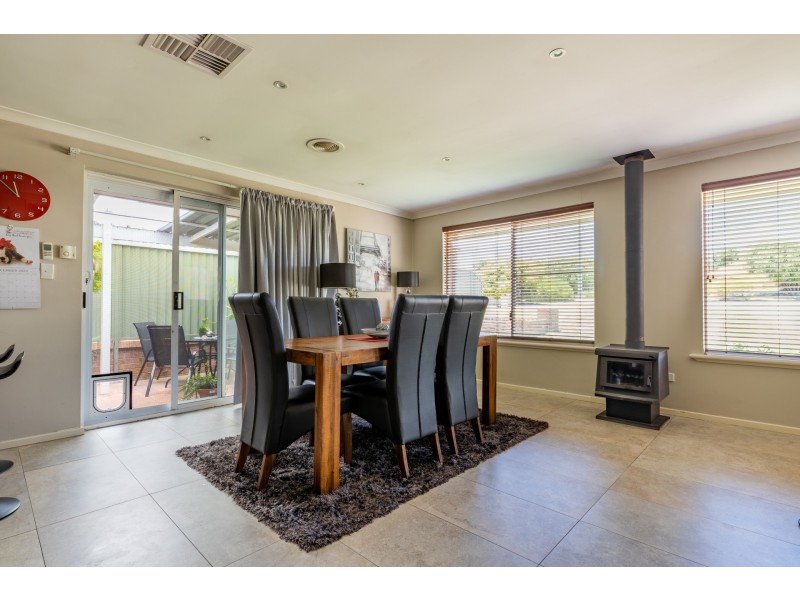 1/35 Erlistoun Street, Golden Bay WA 6174