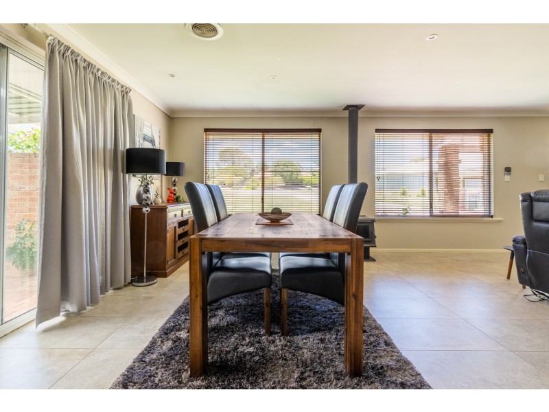 1/35 Erlistoun Street, Golden Bay WA 6174