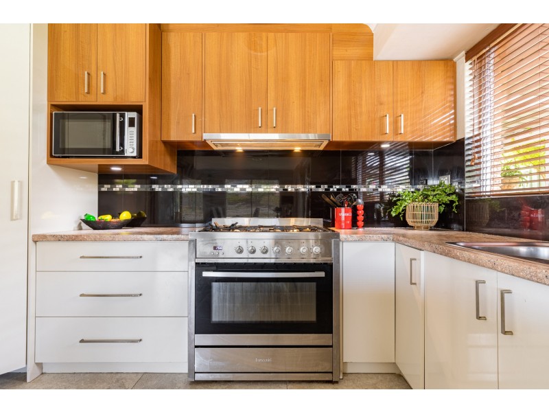 1/35 Erlistoun Street, Golden Bay WA 6174